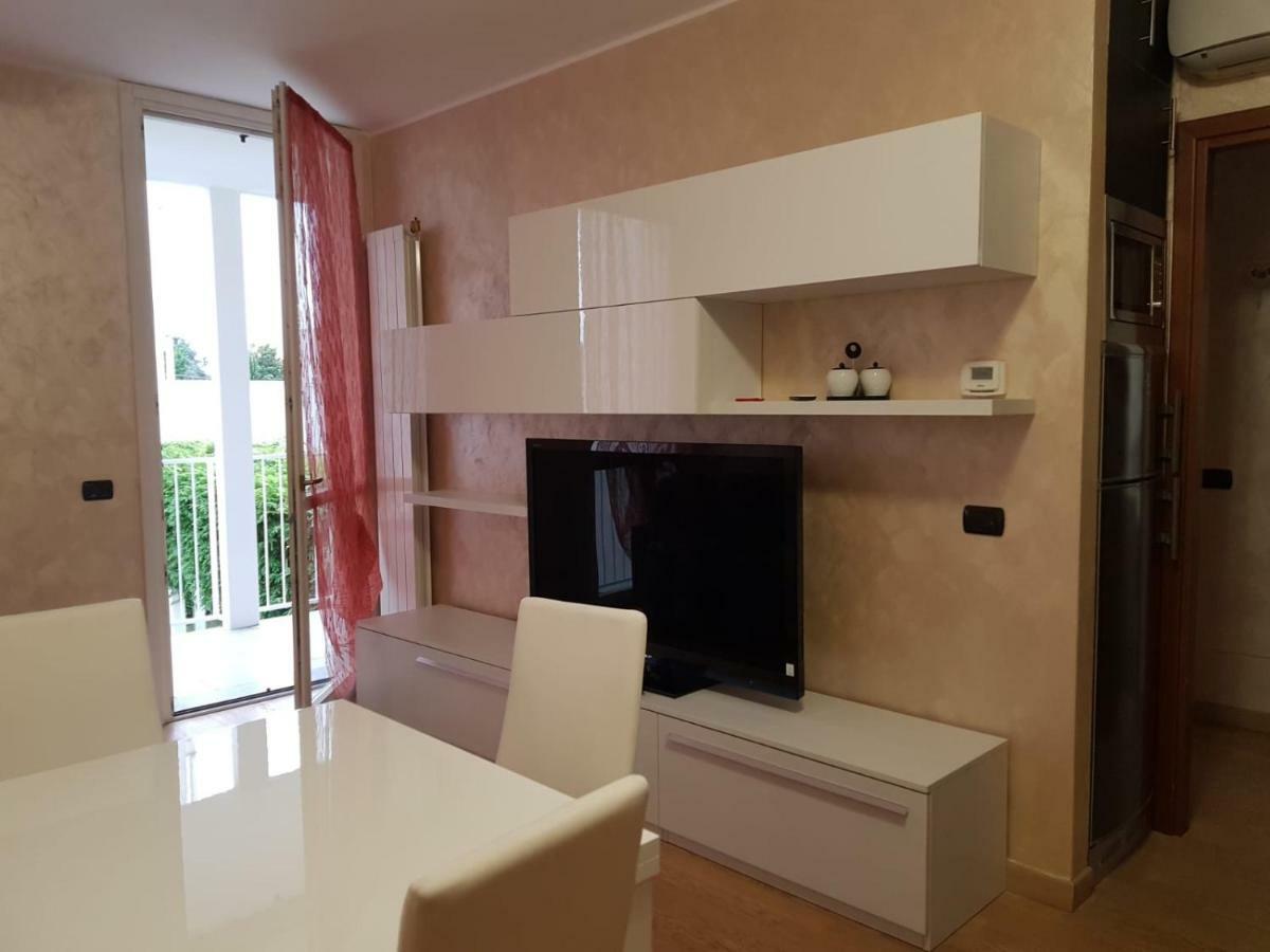 Milano Malpensa Grandi Ap Apartman Gallarate Kültér fotó