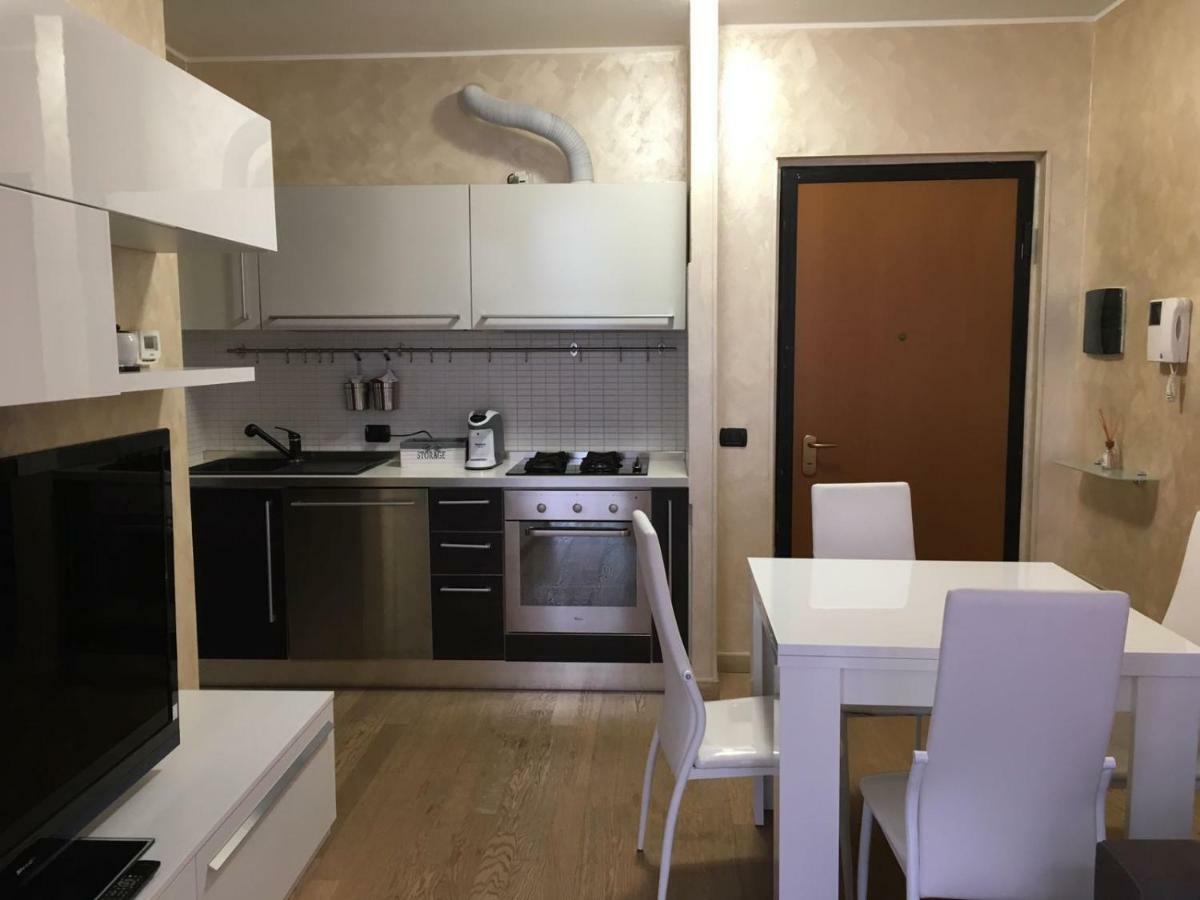 Milano Malpensa Grandi Ap Apartman Gallarate Kültér fotó