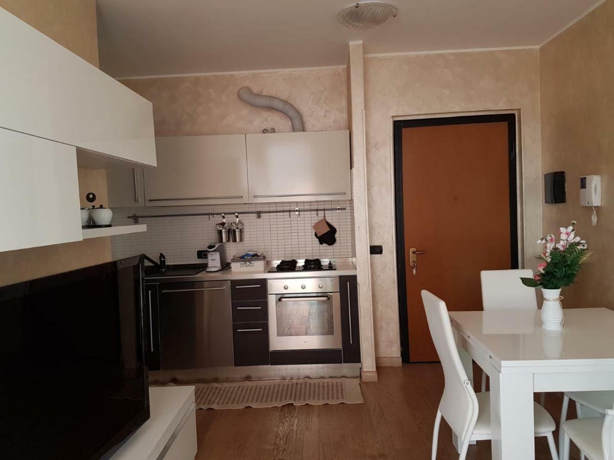 Milano Malpensa Grandi Ap Apartman Gallarate Kültér fotó