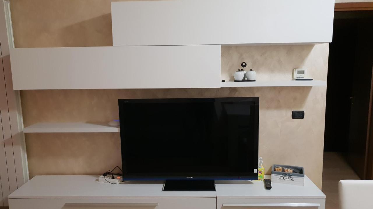 Milano Malpensa Grandi Ap Apartman Gallarate Kültér fotó